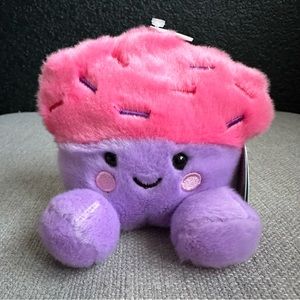 5” Marzia Cupcake 🧁 Palm Pals NWT